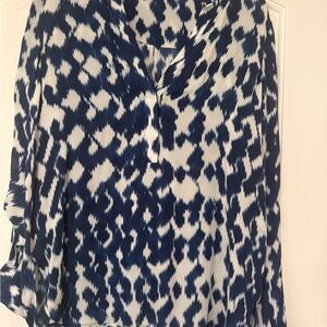 Vince Navy and White Women's silk blouse size 6